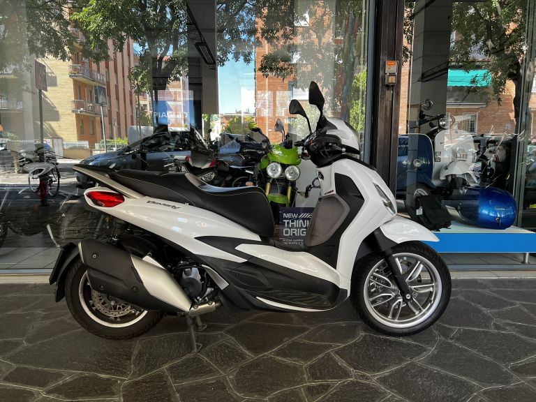 PIAGGIO BEVERLY 400