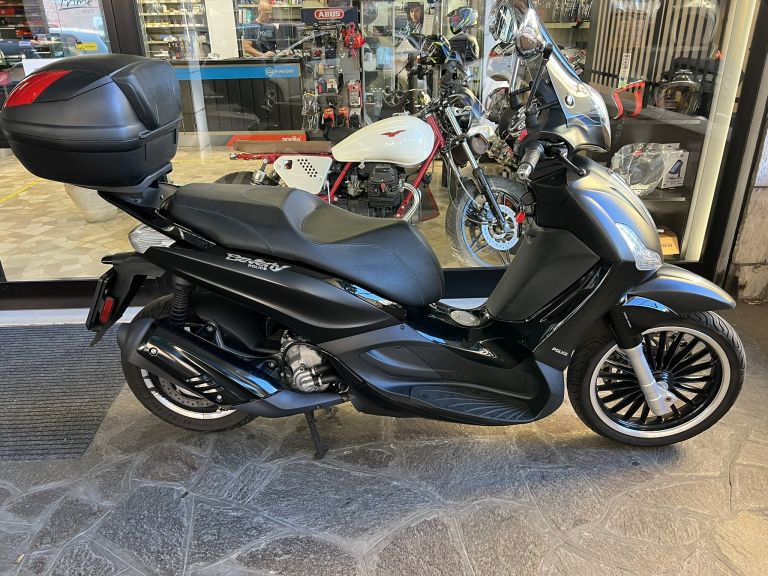PIAGGIO BEVERLY 300 POLICE